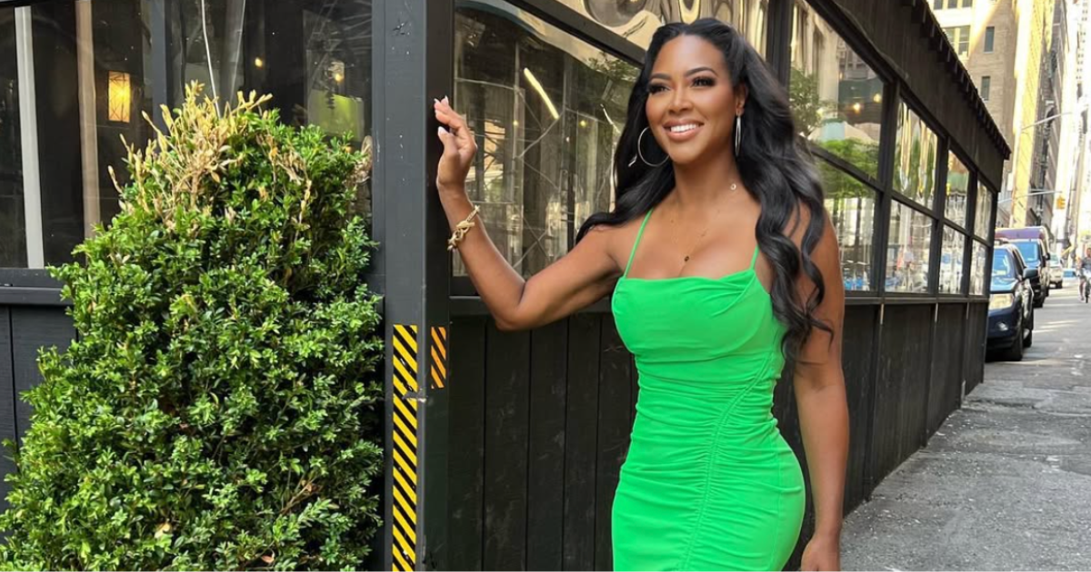 kenya moore fired from rhoa