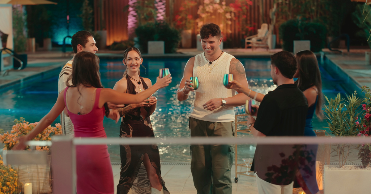 Sneaky Links: Dating After Dark cast