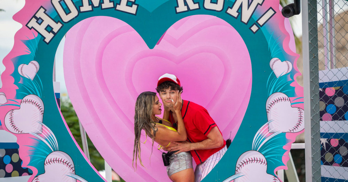 love island usa kissing challenge