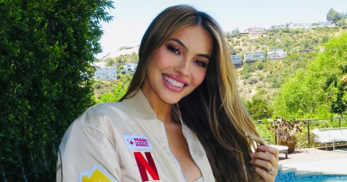 Sellling Sunset Chrishell quitting