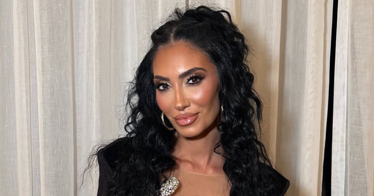 Romina Ustayev on Members Only: Palm Beach