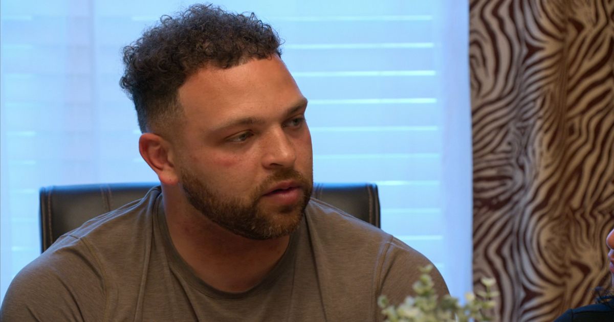 devonta engaged love is blind