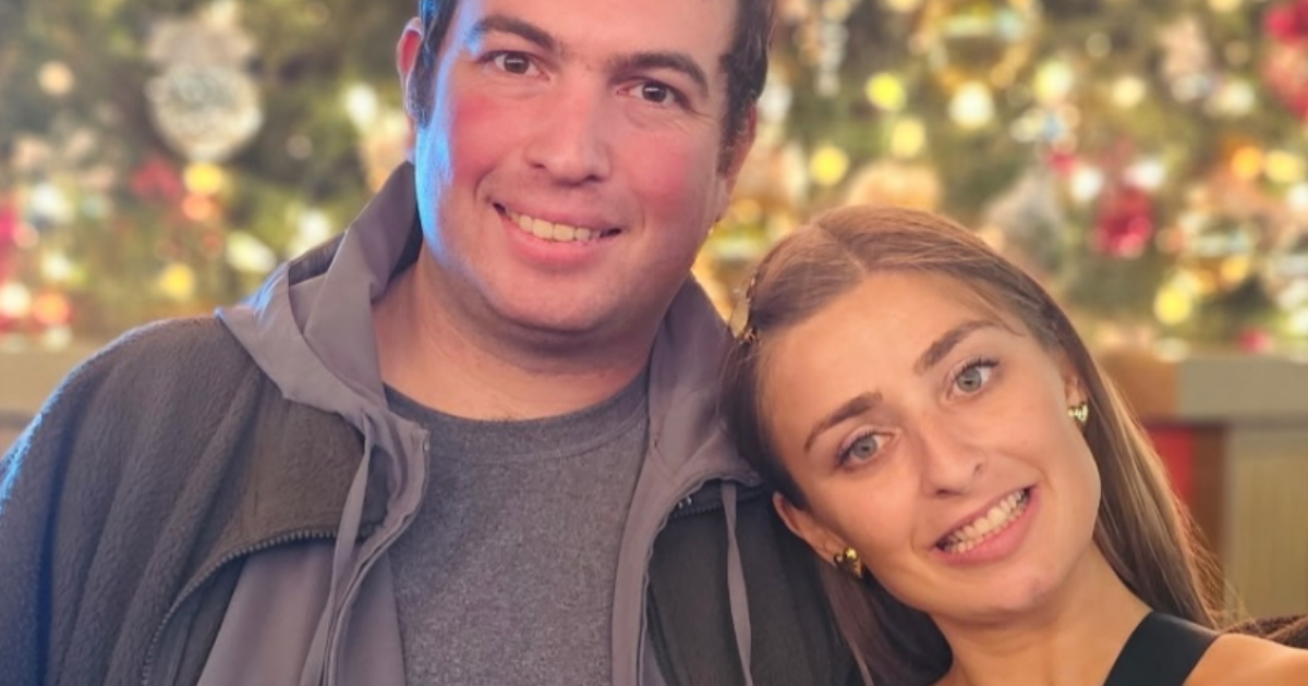 Abbey David still together Love Spectrum