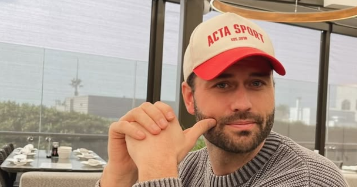 Dakota hook up with Vanderpump Villa