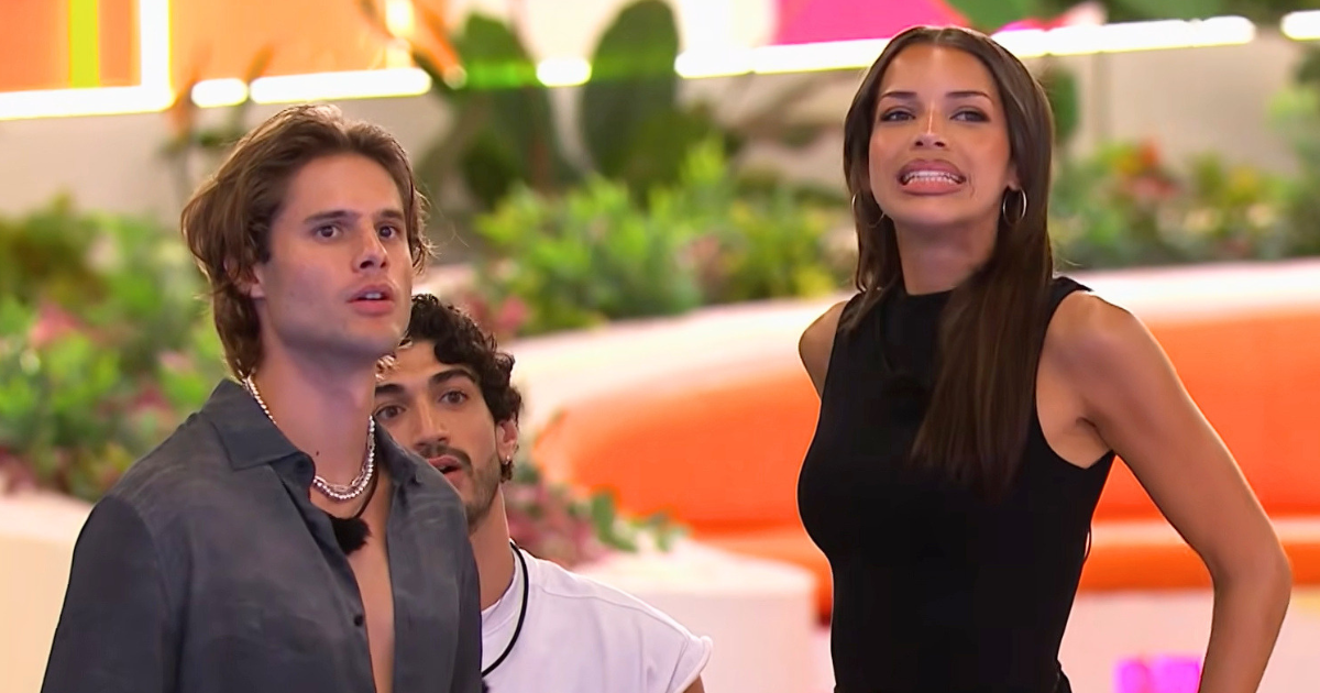 love island usa app crashed during vote reason look and some season eight islanders making faces