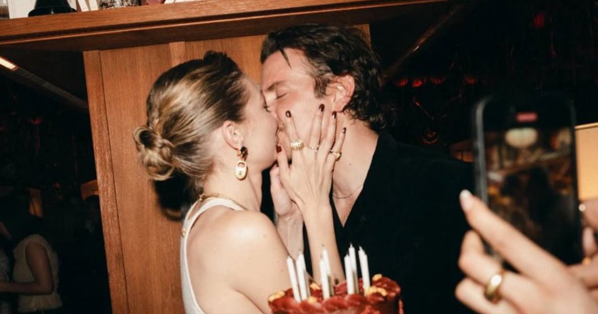 Gigi Hadid Bradley Cooper
