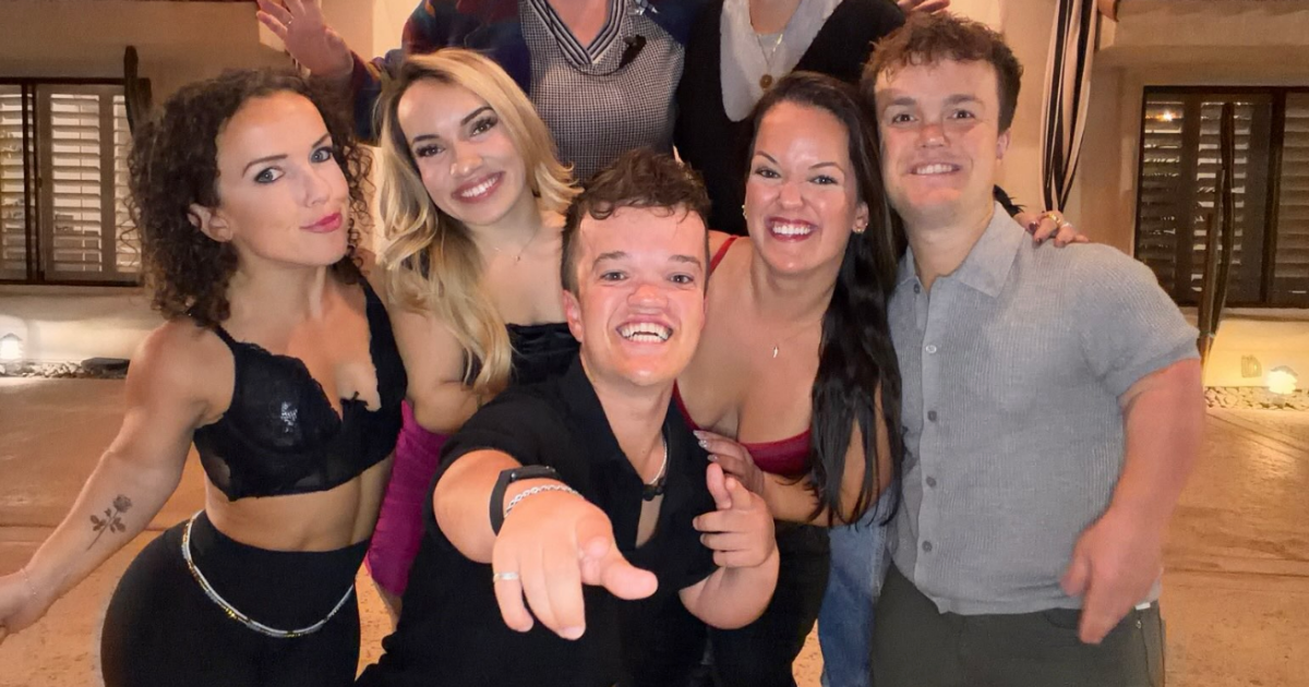 Will there be a season two of TLC's Little Singles and when would it air?
