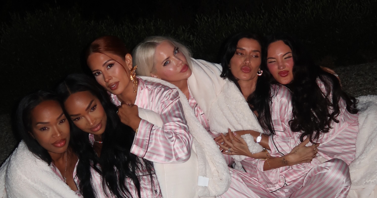 They're absolutely minted, so here are the net worths of the cast of Khloé Kardashian's The Girls