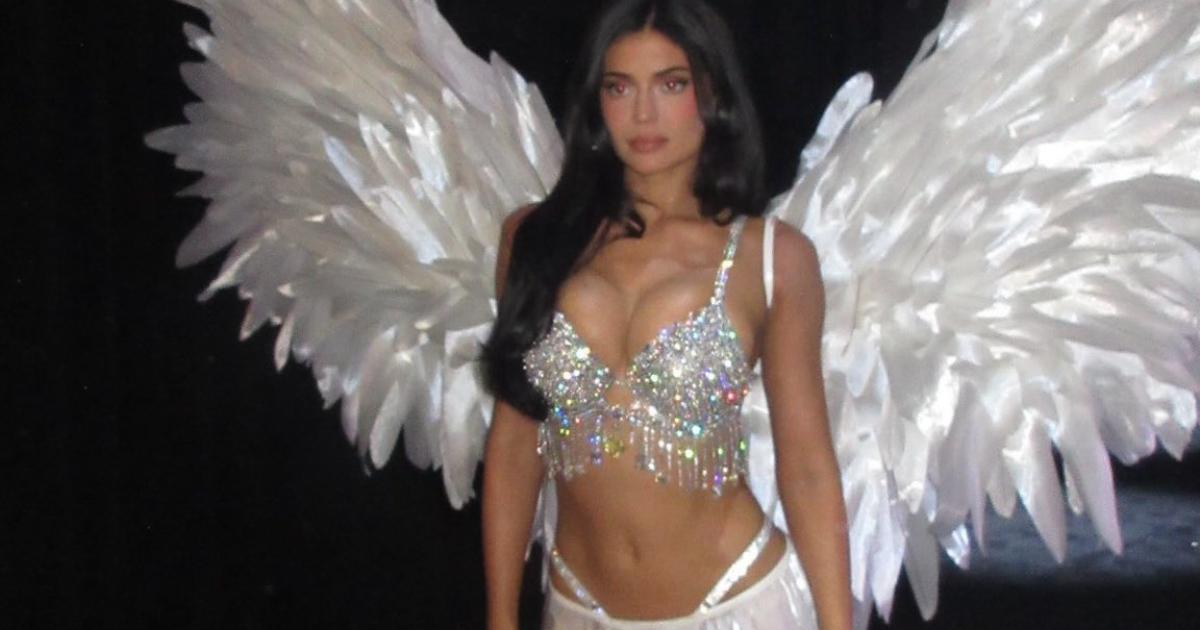 Kylie Jenner Victoria's Secret Fantasy Bra